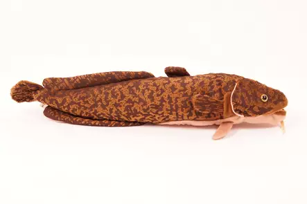 kalastajalle pehmolelu lahjaksi made 43cm kotimainen - Lapsille - 6430018772080 - 1