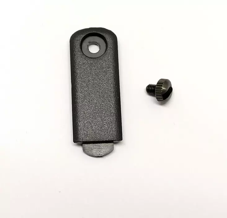 Genzo Multipin suojaluukku + ruuvi - Radiopuhelimien tarvikkeet - 2844 - 1