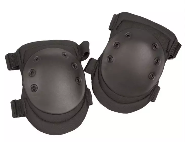 Mil-Tec Polvisuojat, yksi koko - Ampujan lisävarusteet - 4046872191824 - 1