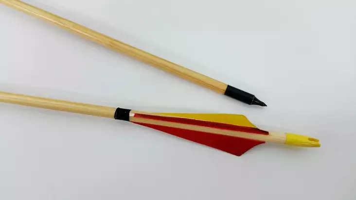 Puunuoli Vaistojouseen 3,5" Luonnonsulka 11/32" - Perinnejousiin - puunuoli40-45 - 1