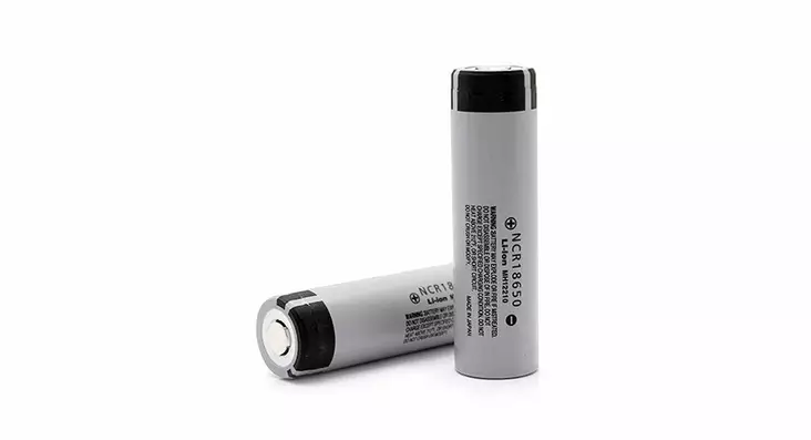 Panasonic 18650 3,6V 2900mAh - Akkuparistot - accu-ncr18650td - 1